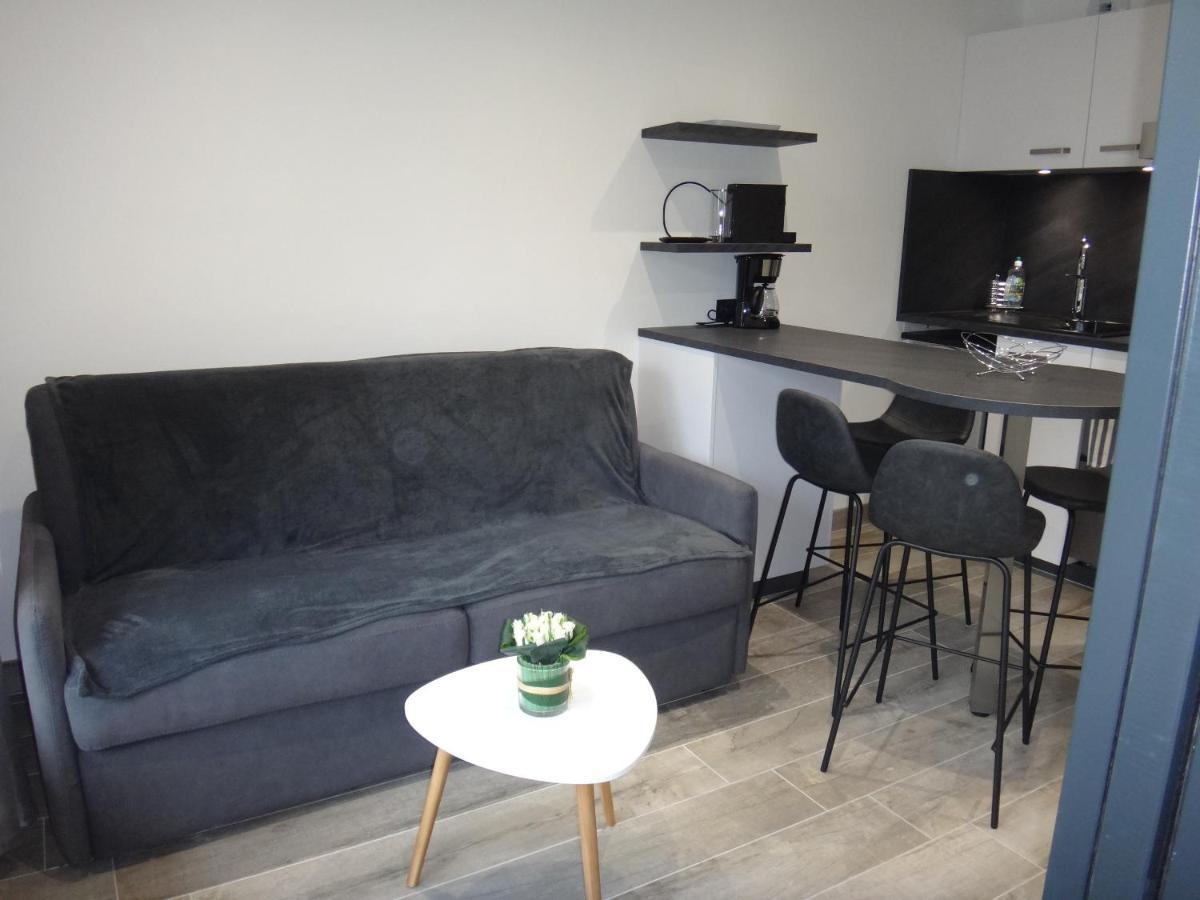 Mont Blanc Holidays Dans Residence Avec Gardien 萨莱切 外观 照片